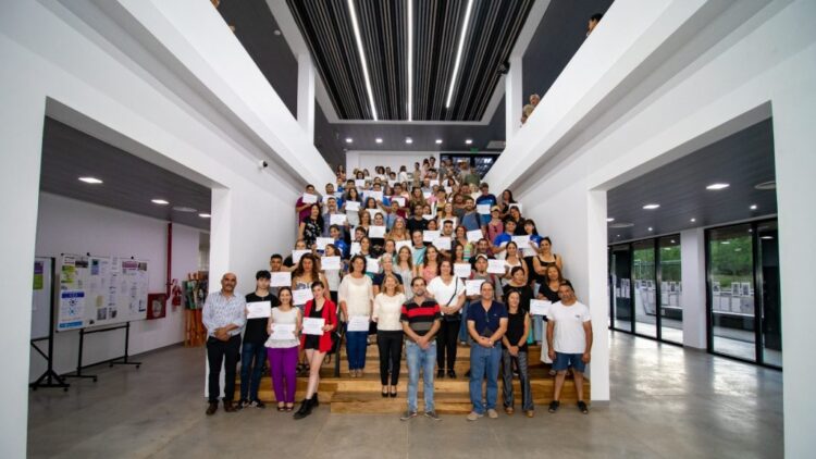 LA UNLC ENTREGÓ LA UNLC ENTREGÓ CERTIFICADOS A MÁS DE CIEN EGRESADOS DE LA ESCUELA DE EDUCACIÓN PROFESIONAL