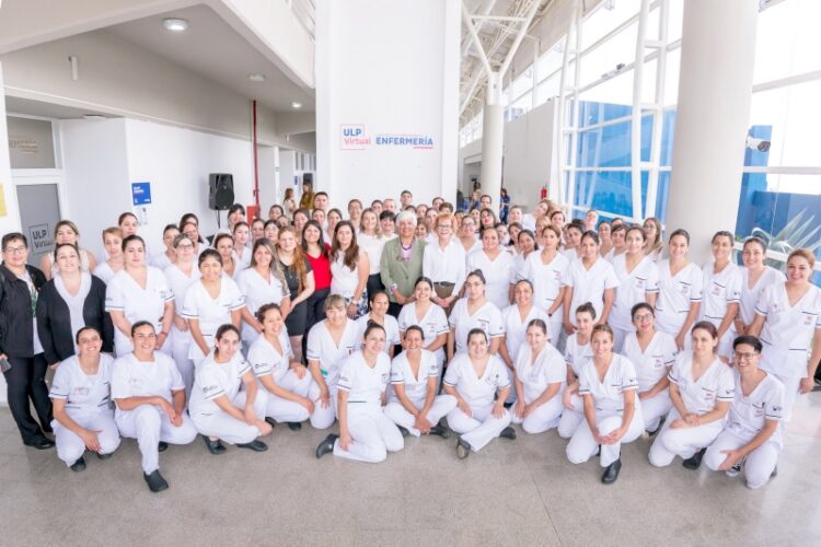 LA ULP INAUGURÓ UN LABORATORIO DE SIMULACIÓN DE ENFERMERÍA
