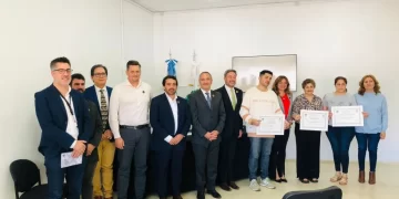 NUEVOS PROFESIONALES DE LA UNVIME RECIBIERON SUS DIPLOMAS