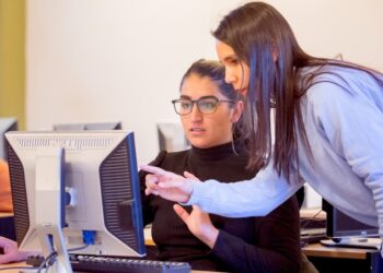 LA ULP PRESENTÓ SU AULA HÍBRIDA, UNA EXPERIENCIA UNIFICADA PARA ESTUDIANTES PRESENCIALES Y VIRTUALES