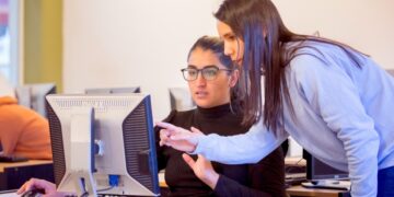 LA ULP PRESENTÓ SU AULA HÍBRIDA, UNA EXPERIENCIA UNIFICADA PARA ESTUDIANTES PRESENCIALES Y VIRTUALES