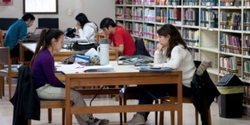 INGRESO A LA UNCUYO EN 2025: COMIENZAN LAS INSCRIPCIONES A SUS CARRERAS