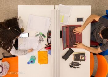 INSCRIBEN PARA ACREDITAR IDIOMAS EN CARRERAS DE POSGRADO
