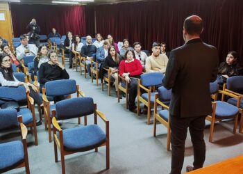 REUNIÓN INAUGURAL DE LA COMISIÓN DE ABOGADOS NÓVELES EN EL CAPSL