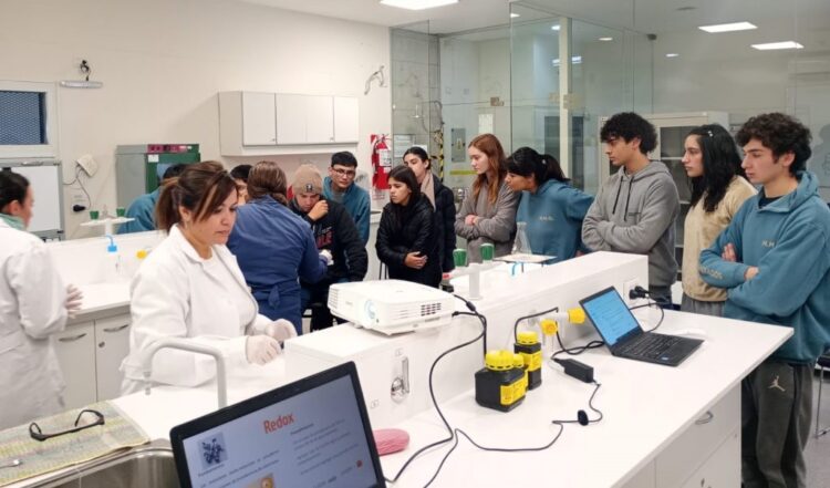 ESTUDIANTES DE LA ESCUELA TÉCNICA N° 34 “ARÍSTIDES BRATTI” VISITARON LA UNLC