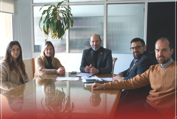 REUNIÓN ENTRE LAS AUTORIDADES DEL COLEGIO DE ABOGADOS Y EL DIRECTOR GENERAL DEL REGISTRO CIVIL DE LA PROVINCIA DE SAN LUIS.