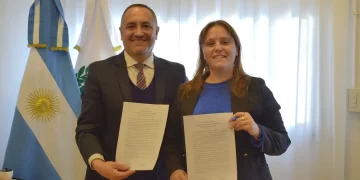 LA UNVIME FIRMÓ UN CONVENIO MARCO CON LA MUNICIPALIDAD DE NASCHEL