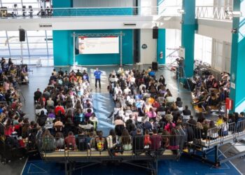 ULP: CON GRAN CONVOCATORIA, EMPEZÓ UNA CAPACITACIÓN EN EDUCACIÓN FÍSICA