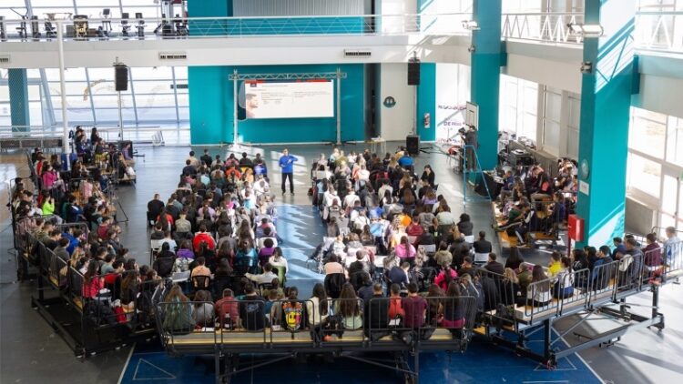 ULP: CON GRAN CONVOCATORIA, EMPEZÓ UNA CAPACITACIÓN EN EDUCACIÓN FÍSICA