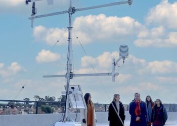 LA UNLC INSTALA UNA ESTACIÓN METEOROLÓGICA AUTOMÁTICA EN BENEFICIO DE LA COMUNIDAD Y LA INVESTIGACIÓN AMBIENTAL