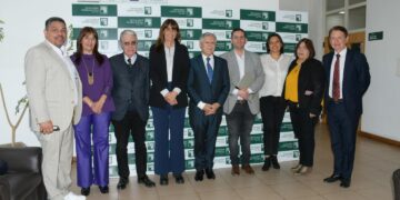 EL DIA MIERCOLES LA UCCUYO-SL RECIBIO AL DOCTOR DANIEL LOPEZ ROSSETTI
