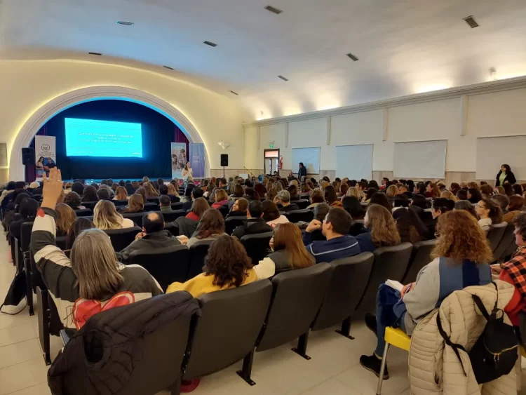 UNVIME: LA UNIVERSIDAD Y EL MINISTERIO DE EDUCACIÓN CONTINÚAN CON EL PROGRAMA DE CAPACITACIÓN DEL CONCURSO DE CARGOS JERÁRQUICOS DOCENTES