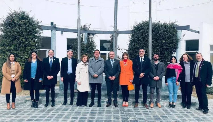 LA UNIVERSIDAD JUNTO A LA MUNICIPALIDAD DE UNIÓN SEMBRARON ESPERANZAS EN EL SUR