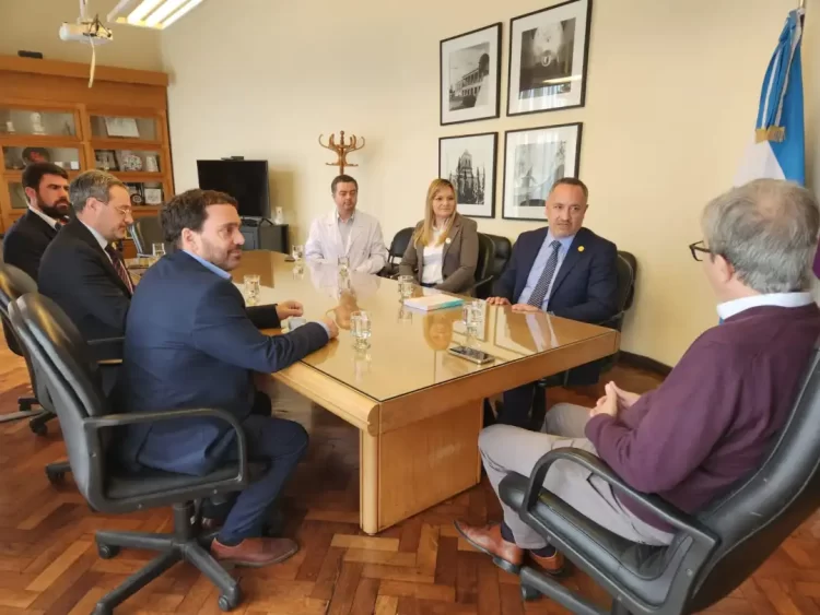 AUTORIDADES DE LA UNVIME FUERON RECIBIDAS POR EL RECTOR DE LA UNIVERSIDAD NACIONAL DE CÓRDOBA
