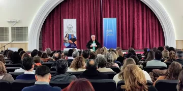 UNVIME: LA UNIVERSIDAD Y EL MINISTERIO DE EDUCACIÓN CONTINÚAN CON EL PROGRAMA DE CAPACITACIÓN DEL CONCURSO DE CARGOS JERÁRQUICOS DOCENTES