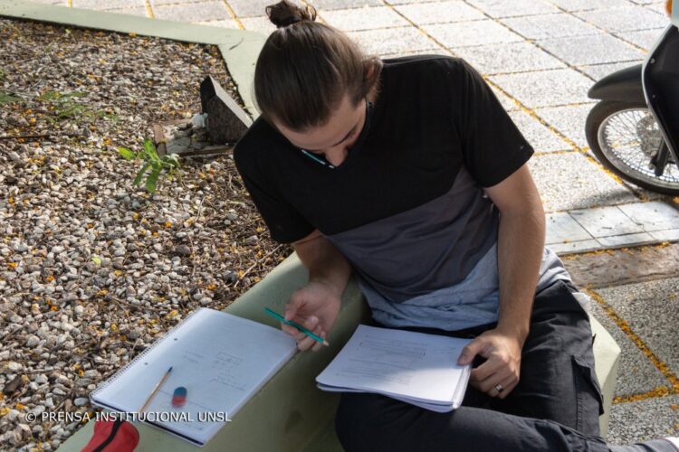 UNSL: CONVOCAN A EXAMEN DE COMPRENSIÓN LECTORA EN LENGUA EXTRANJERA