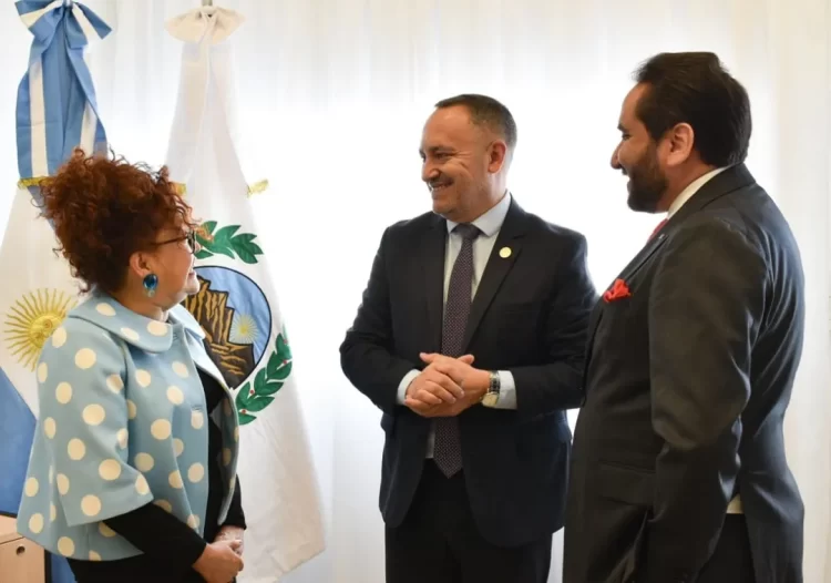 UNVIME: CAPACITADORES INTERNACIONALES VISITARON LA UNIVERSIDAD