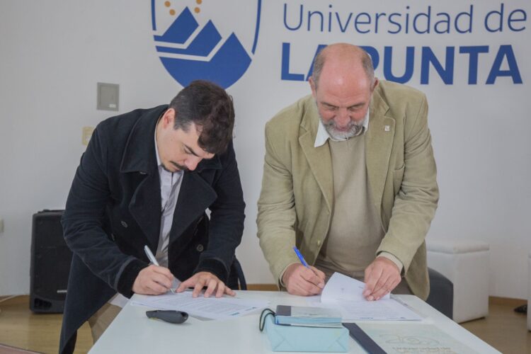 ULP: ARNI BRINDÓ UNA CHARLA SOBRE PRODUCCIÓN ORGÁNICA Y COMERCIO EXTERIOR