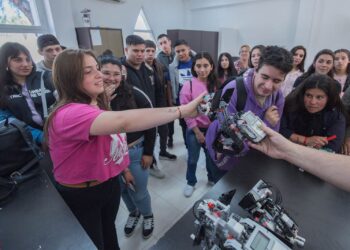 ESTUDIANTES DEL INTERIOR PROVINCIAL CONOCIERON LAS PROPUESTAS DE LA ULP