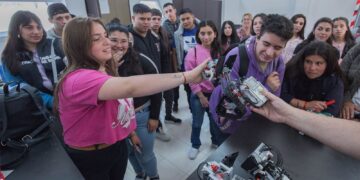 ESTUDIANTES DEL INTERIOR PROVINCIAL CONOCIERON LAS PROPUESTAS DE LA ULP