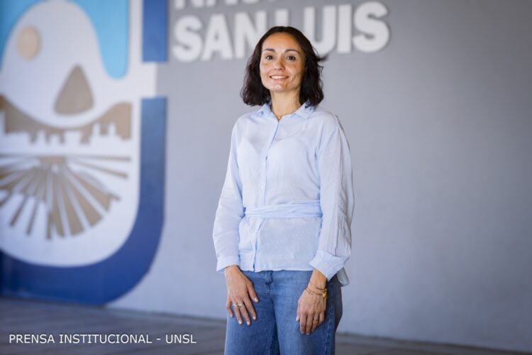 UNSL: ESTUDIAN LA «CIBERCONDRÍA» EN SAN LUIS, LA BÚSQUEDA OBSESIVA DE INFORMACIÓN MÉDICA EN LA WEB