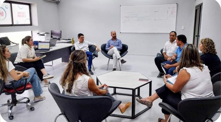 UPRO: JUNTOS, FORMAMOS EL FUTURO.