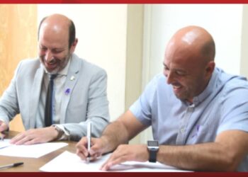 LA MUNICIPALIDAD DE LA PUNTA Y EL CAPSL FIRMAN CONVENIO EN EL DÍA INTERNACIONAL DE LA ELIMINACIÓN DE LA VIOLENCIA CONTRA LA MUJER