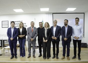APERTURA DE LA JORNADA DE INTELIGENCIA ARTIFICIAL EN LA UNIVERSIDAD NACIONAL DE LOS COMECHINGONES: DESAFÍOS Y FUTURO