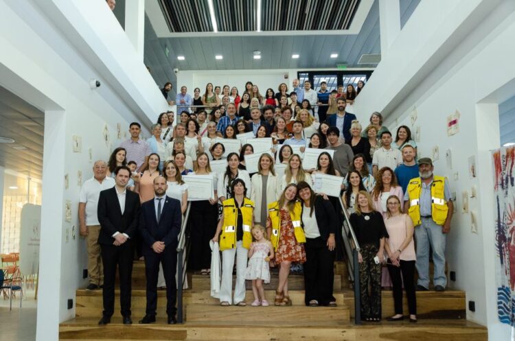 UNLC: MÁS EGRESADAS Y EGRESADOS RECIBIERON SU DIPLOMA EN EL ACTO DE COLACIÓN 2024