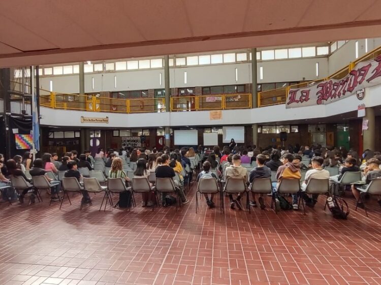 ESCUELAS DE LA UNCUYO: SE REALIZÓ EL ÚLTIMO ENCUENTRO ANTES DE LOS EXÁMENES DE INGRESO