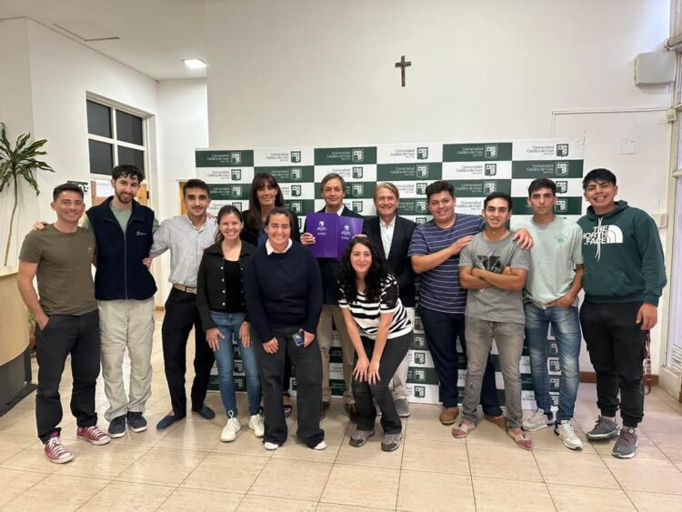 UCCUYO-SL: NUEVAS ALIANZAS PARA LA FORMACIÓN Y EL DESARROLLO PROFESIONAL