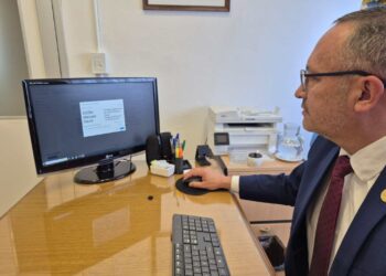 PRIMERA FIRMA DIGITAL EN LA HISTORIA DE LA UNVIME