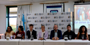 EL CENTRO UNIVERSITARIO DE MERLO RECIBIÓ A SUS INGRESANTES 2025