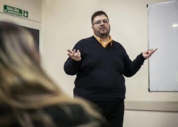 UNLC: LA ESCUELA DE EDUCACIÓN PROFESIONAL LANZA UN CURSO SOBRE INTELIGENCIA ARTIFICIAL Y GESTIÓN DE REDES SOCIALES EN TILISARAO