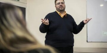 UNLC: LA ESCUELA DE EDUCACIÓN PROFESIONAL LANZA UN CURSO SOBRE INTELIGENCIA ARTIFICIAL Y GESTIÓN DE REDES SOCIALES EN TILISARAO