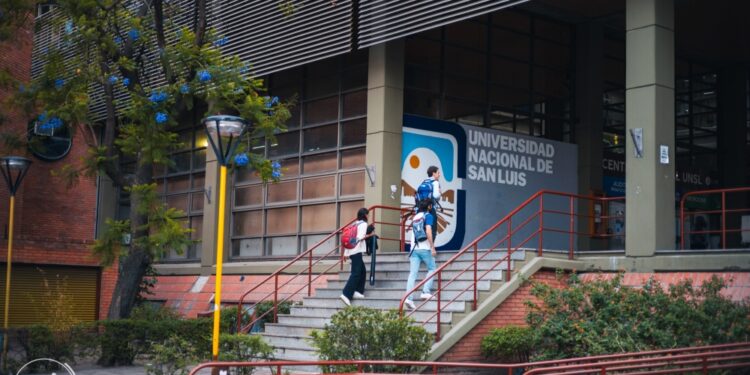 UNSL: INSCRIBEN A LA DIPLOMATURA DE EXTENSIÓN EN DERECHOS HUMANOS