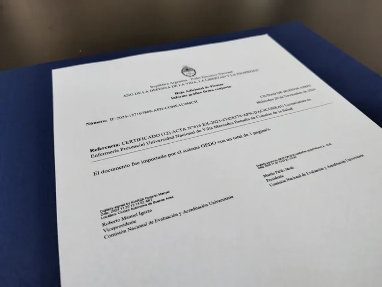 UNVIME: LA UNIVERSIDAD RECIBIÓ LA CERTIFICACIÓN DE LA ACREDITACIÓN OFICIAL DE LA CARRERA DE ENFERMERÍA