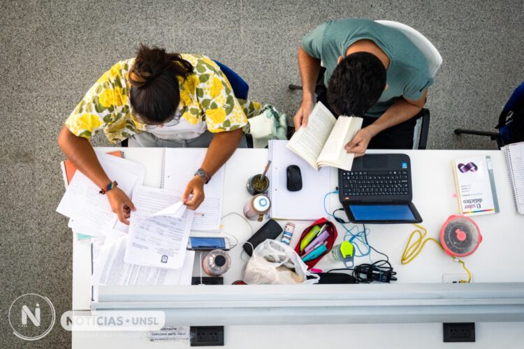 BECAS PARA ESTUDIOS DE POSGRADO EN BRASIL