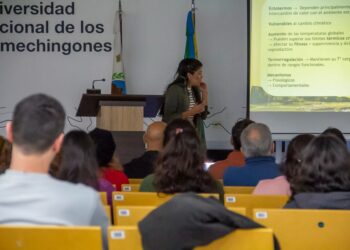 “LA UNIVERSIDAD PÚBLICA ME DIO HERRAMIENTAS PARA INVESTIGAR Y CRECER”: ROCÍO ESPÍNDOLA YA ES LICENCIADA EN CIENCIAS AMBIENTALES