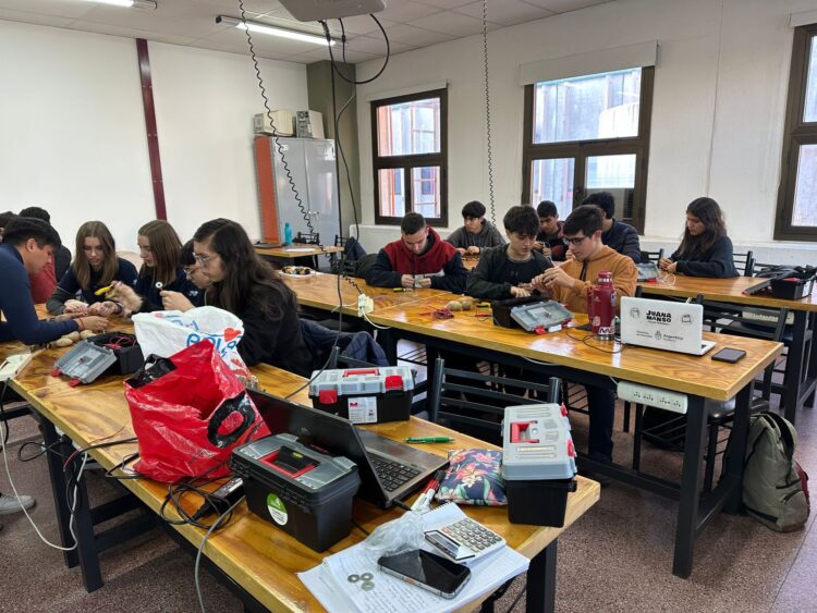 UN LABORATORIO ABIERTO A LA «CIENCIA EN ACCIÓN»