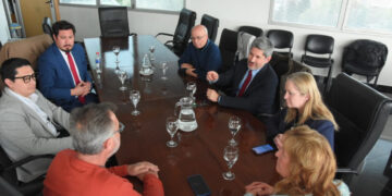 INNOVACIÓN PÚBLICA Y TRANSFORMACIÓN DIGITAL: FUNCIONARIOS DE CHILE VISITARON LA UNCUYO