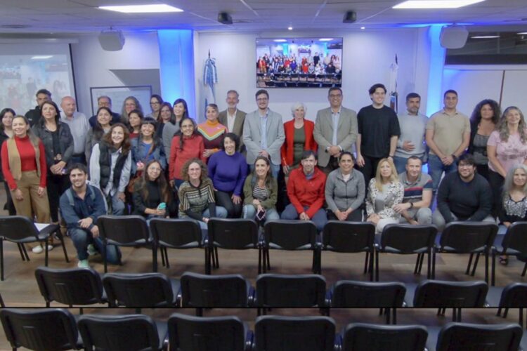 LA UNIVERSIDAD DE LA PUNTA CERRÓ CON ÉXITO EL TALLER DE ECONOMÍA EMOCIONAL