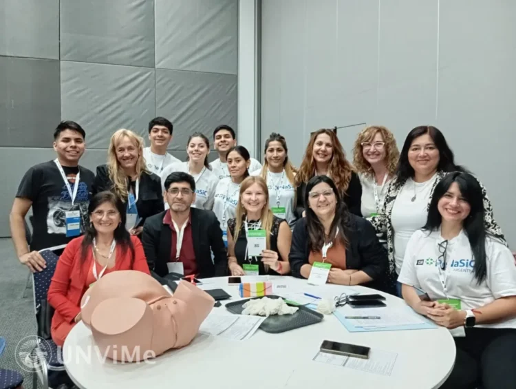 DESTACADA PARTICIPACIÓN DE DOCENTES DE LA UNVIME EN EL 2° CONGRESO INTERNACIONAL DE SIMULACIÓN CLÍNICA