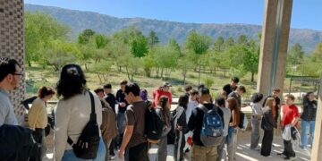ESTUDIANTES DE LA ESCUELA TÉCNICA ING. HUERGO VISITARON LA UNIVERSIDAD NACIONAL DE LOS COMECHINGONES