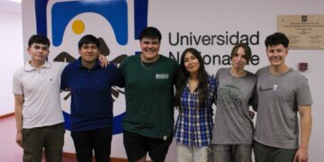 ESTUDIANTES DE INGENIERÍA MECATRÓNICA SE DESTACAN EN HACKATHON DE LA NASA