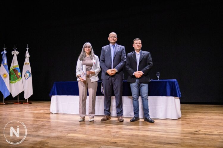ADRIANA SERQUIS FUE DISTINGUIDA CON EL DOCTORADO HONORIS CAUSA