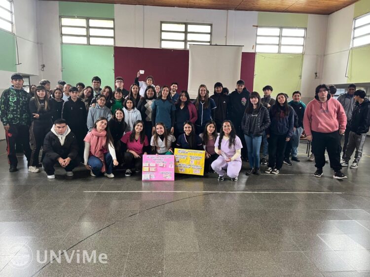 FUTUROS OBSTETRAS DE LA UNVIME CONCRETARON IMPORTANTE ACTIVIDAD PRÁCTICA