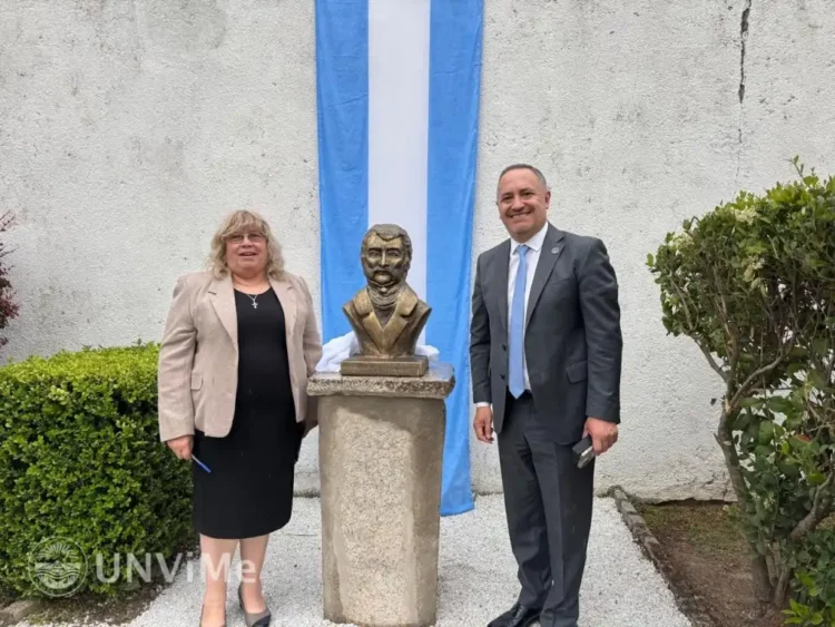 LA UNVIME PRESENTE EN EL HOMENAJE A JOSÉ SANTOS ORTIZ, EN RENCA