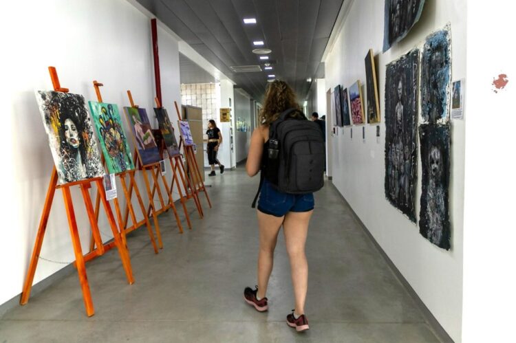 LA UNLC ABRE SUS PUERTAS PARA UNA NUEVA EDICIÓN DE LA MUESTRA ANUAL DE ARTE Y CIENCIA