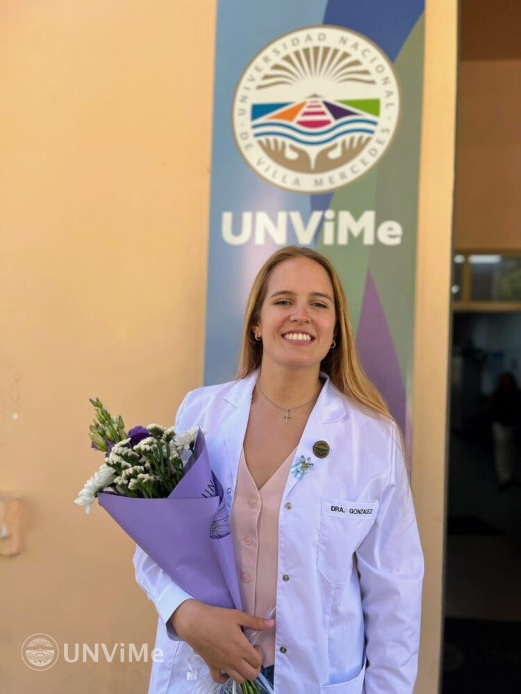 HISTÓRICO: PRIMERA MÉDICA DE LA UNVIME FINALIZÓ SU PFO